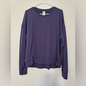 Women’s XL All In Motion Sweatshirt